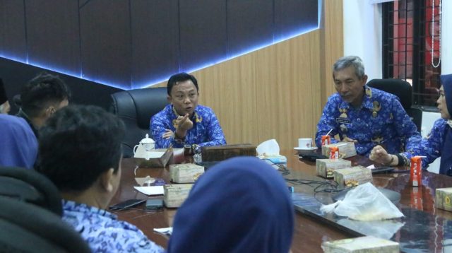 Camat Tallo Terima Kunjungan Camat Ratu Samban dan Rombongannya