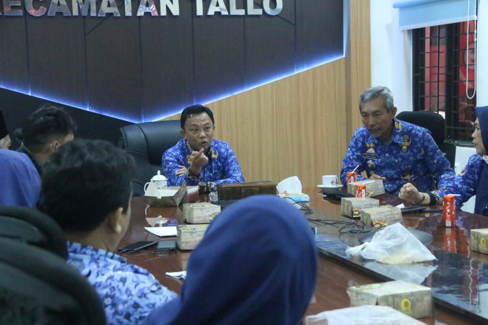 Camat Tallo Terima Kunjungan Camat Ratu Samban dan Rombongannya
