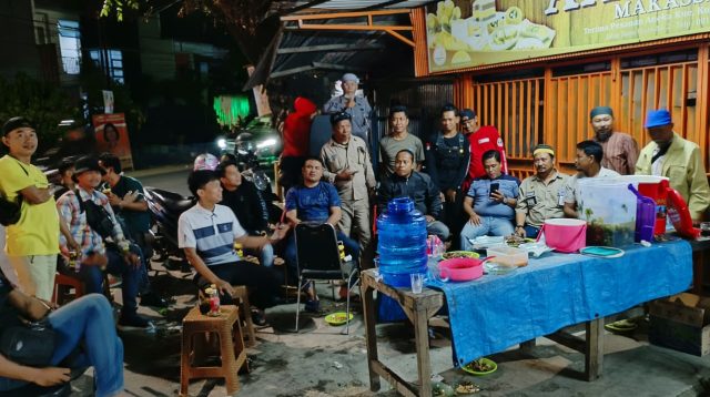 Kebersamaan Melahirkan Keindahan Para Jurnalis di Makassar