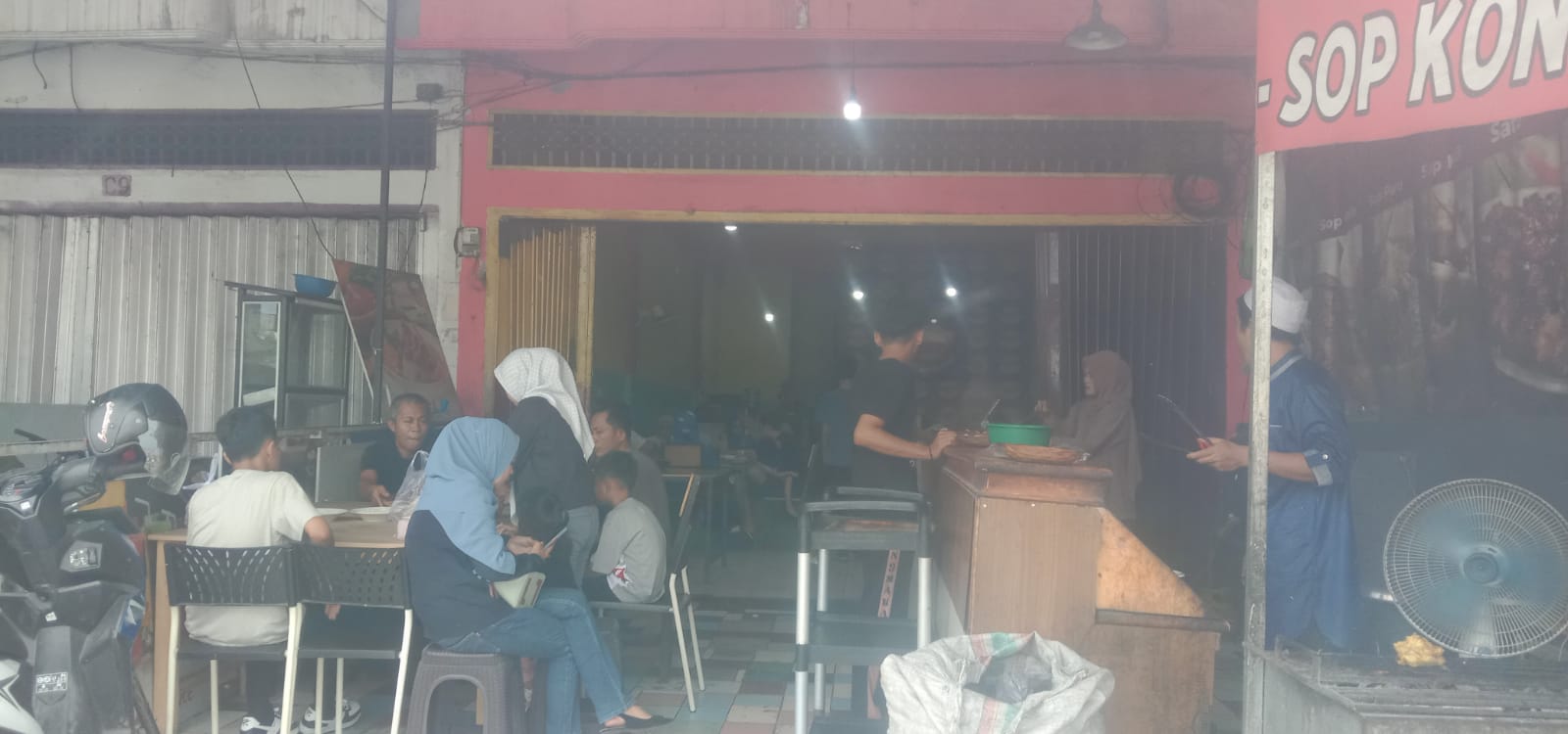 Rumah Makan KONROTA, Andi Raffi Digemari Banyak Pengunjung