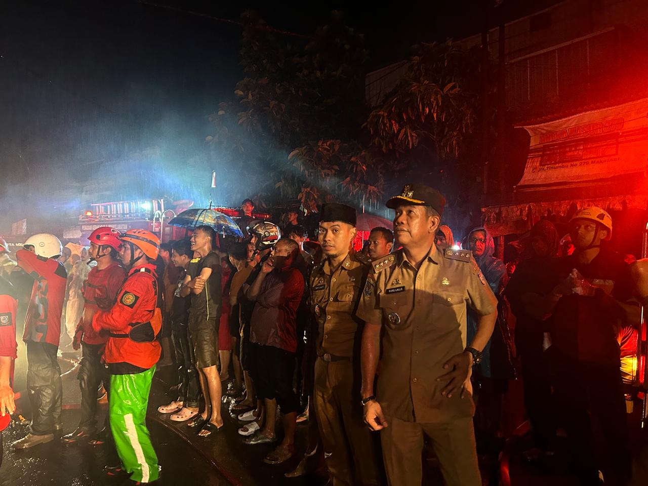 Gara-Gara Percikan Petasan, Lima Rumah di Makassar Hangus Terbakar