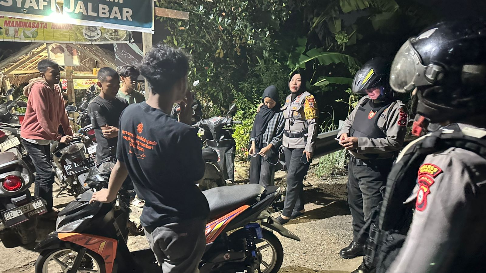 Cegah Premanisme dan Kejahatan Jalanan, Samapta Polres Maros Rutinkan Patroli Malam Hari