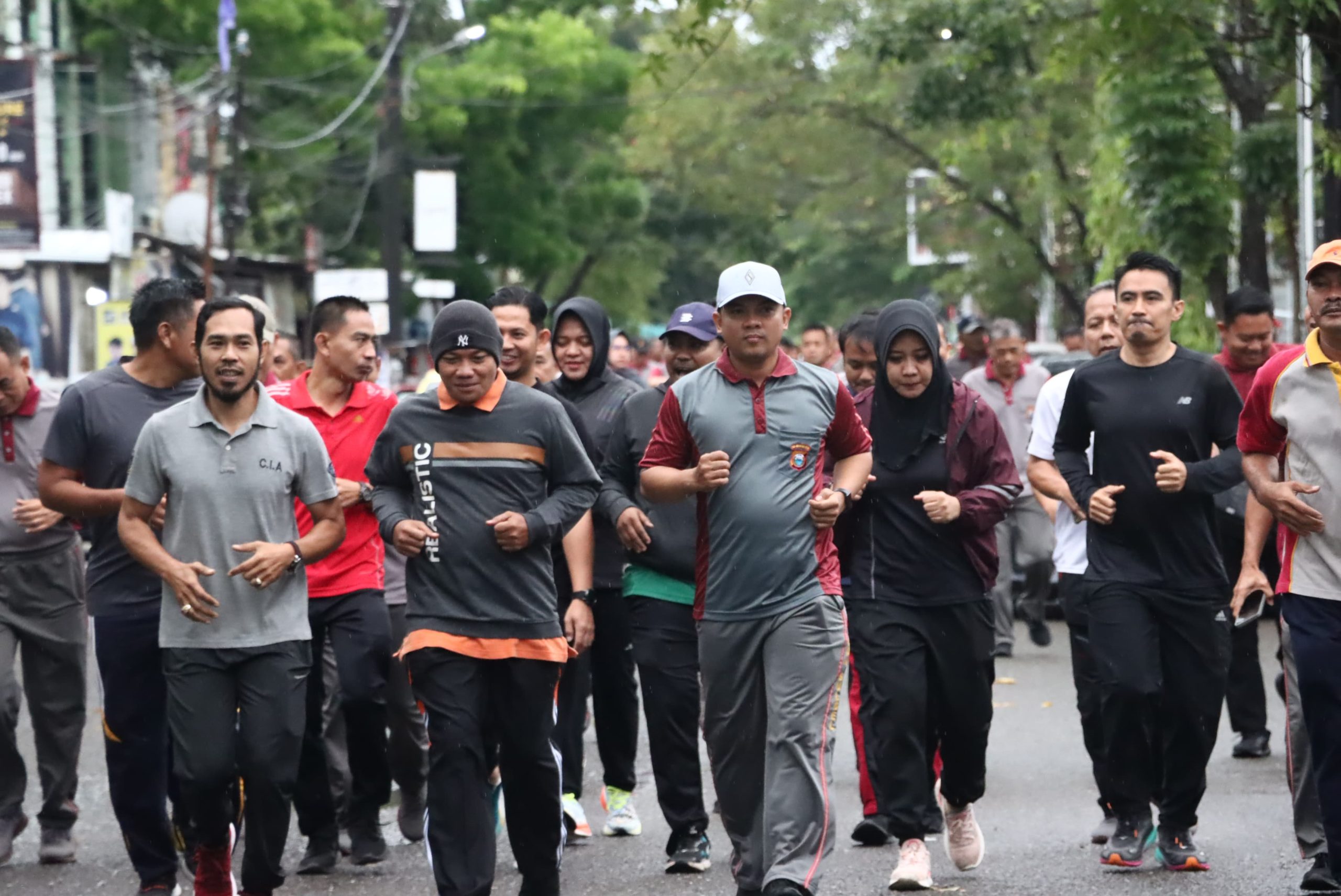 Kapolres Maros Gelar Olahraga Bersama Personil dan Masyarakat