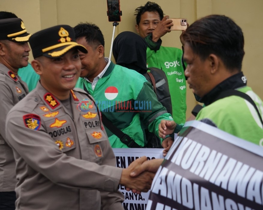 Ratusan Komunitas Ojol di Maros Jalin Silaturahmi Dengan Kapolres Maros