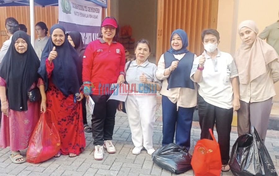 Yayasan Buddha Tzu Chi Makassar Terangi Kehidupan dengan Pembagian Beras Cinta Kasih