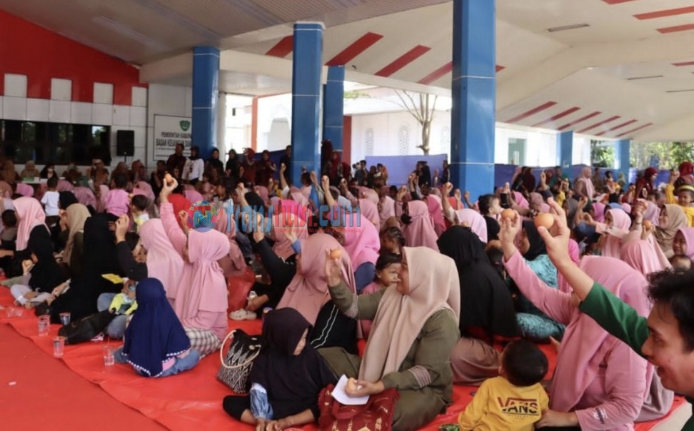 Gerakan Gemar Makan Telur, Kapolres Maros Dukung Upaya Tekan Stunting