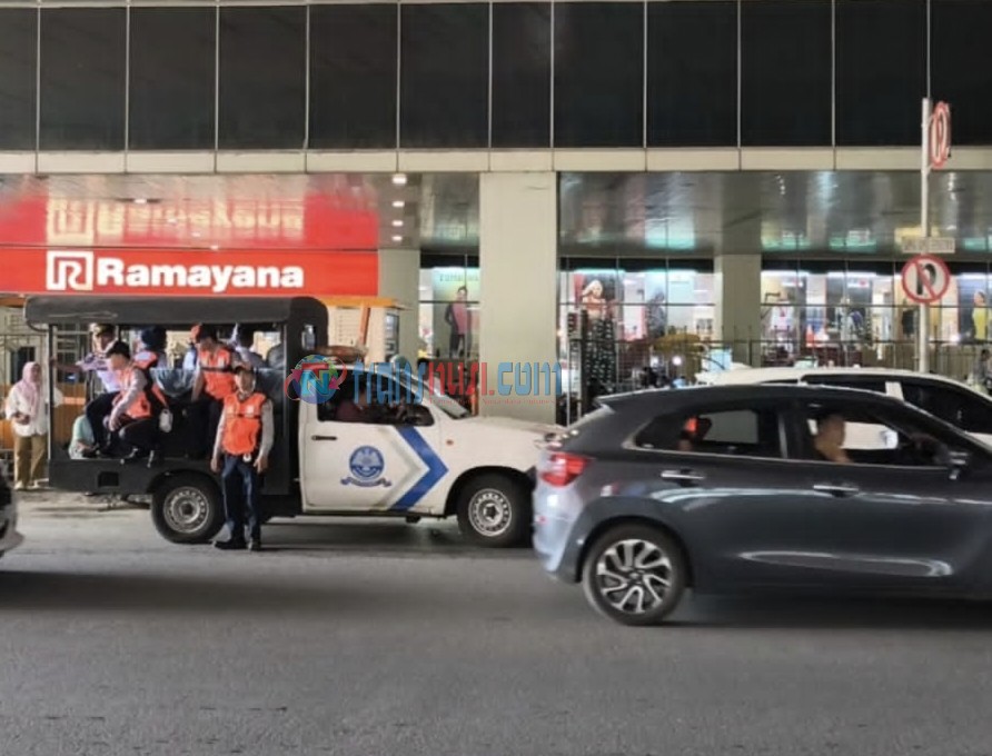 Rakyat Kecil Menangis Menjerit, Dinas Perhubungan Tebang Pilih Saat Penerbitan Parkir