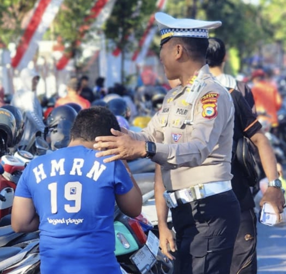 CFD Syekh Yusuf Ramai, Kasat Lantas Polresta Gowa Turun Sapa Warga