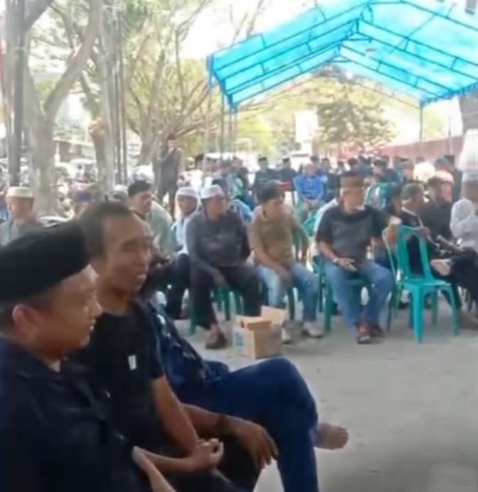 H. Naim Gani Wafat, Agung Bennuase Datang Melayat